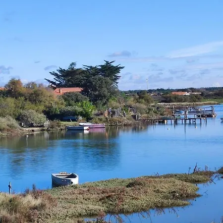 Belle Maison De Vacances Entre Plage Et Marais - 7 Pers
